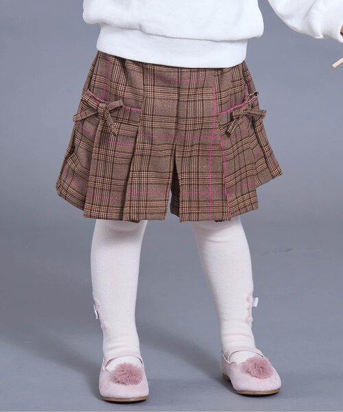 Seraph（セラフ）の「【ジュニア対応】サイドリボンスカート見えプリーツキュロット（その他パンツ・キッズ・キャメル/ブラック/スカイブルー・80/90/100/110/120/130/140）」の3枚目の写真