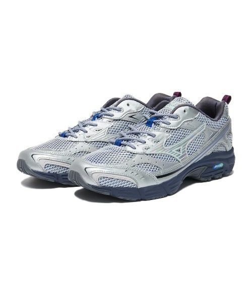 MIZUNO(ミズノ )の「MIZUNO MXR(ミズノ MXR)(スニーカー・メンズ・シルバー系・23cm/23.5cm/24cm/24.5cm/25cm/25.5cm/26cm/26.5cm/27cm/27.5cm/28cm/28.5cm/29cm)」の1枚目の写真