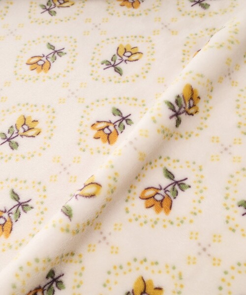 Afternoon Tea（アフタヌーンティー）の「リバーシブルレトロフラワーブランケットL（ブランケット・レディース・イエロー・ONE SIZE）」の7枚目の写真