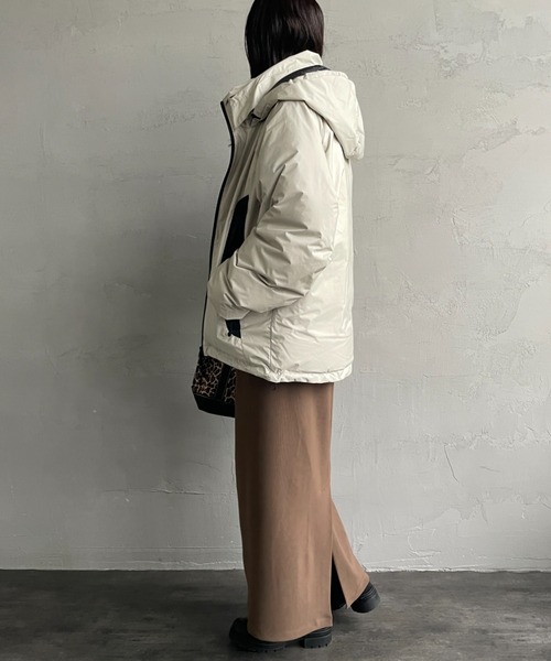 NANGA（ナンガ）の「[NANGA/ナンガ] 別注 オーロラダウンジャケット（ダウンジャケット/コート・レディース・アイボリー/グリーン/ブラック・M/S/L/XL）」の13枚目の写真