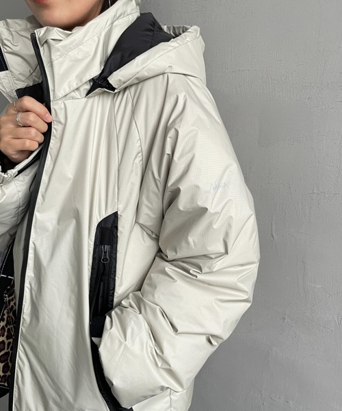 NANGA（ナンガ）の「[NANGA/ナンガ] 別注 オーロラダウンジャケット（ダウンジャケット/コート・レディース・アイボリー/グリーン/ブラック・M/S/L/XL）」の15枚目の写真