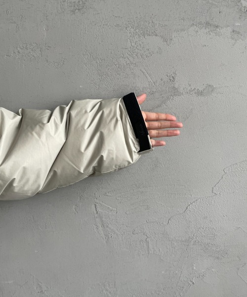 NANGA（ナンガ）の「[NANGA/ナンガ] 別注 オーロラダウンジャケット（ダウンジャケット/コート・レディース・アイボリー/グリーン/ブラック・M/S/L/XL）」の19枚目の写真