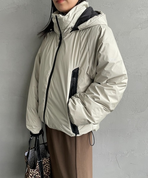 NANGA（ナンガ）の「[NANGA/ナンガ] 別注 オーロラダウンジャケット（ダウンジャケット/コート・レディース・アイボリー/グリーン/ブラック・M/S/L/XL）」の21枚目の写真