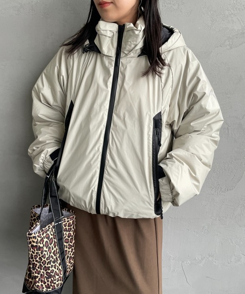 NANGA（ナンガ）の「[NANGA/ナンガ] 別注 オーロラダウンジャケット（ダウンジャケット/コート・レディース・アイボリー/グリーン/ブラック・M/S/L/XL）」の20枚目の写真