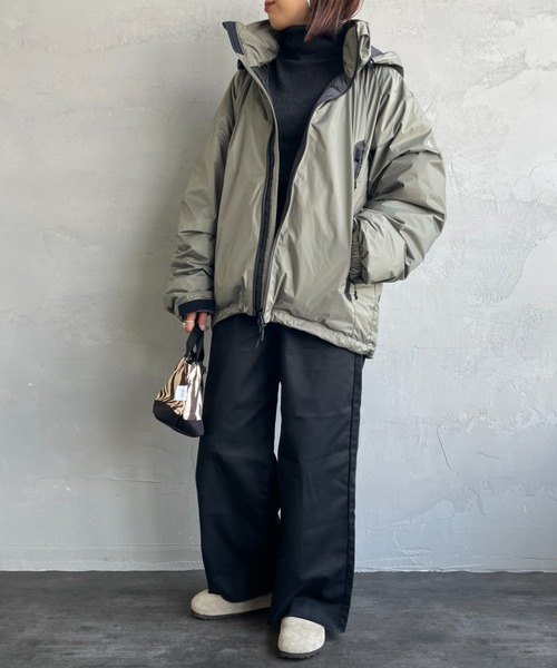 NANGA（ナンガ）の「[NANGA/ナンガ] 別注 オーロラダウンジャケット（ダウンジャケット/コート・レディース・アイボリー/グリーン/ブラック・M/S/L/XL）」の6枚目の写真