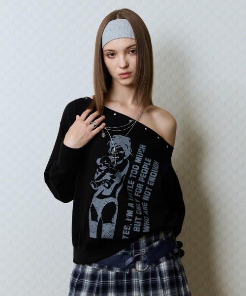 LUVISTRUE(ラヴイズトゥルー)の「GT ONE SHOULDER SWEATSHIRT(スウェット・レディース・グレー/ブラック・FREE)」の3枚目の写真