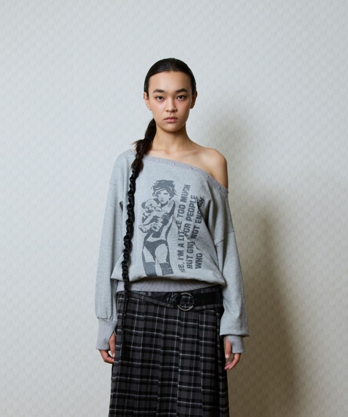 LUVISTRUE(ラヴイズトゥルー)の「GT ONE SHOULDER SWEATSHIRT(スウェット・レディース・グレー/ブラック・FREE)」の11枚目の写真