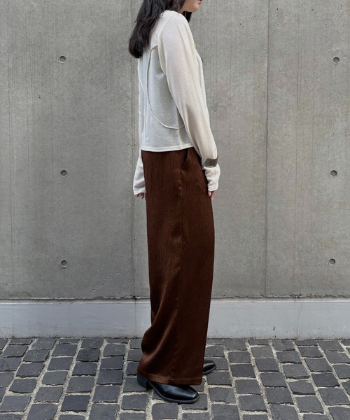 &g'aime（アンジェム）の「【&g'aime】メロー切替ショートトップス　Mellow Stitch Contrast Short Top（Tシャツ/カットソー・レディース・ブルー/ブラック/ホワイト・FREE）」の13枚目の写真