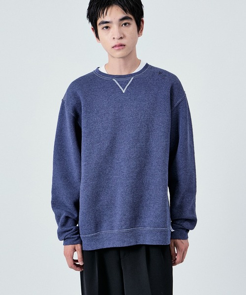 M TO R(ムウトアール)の「【RUSSELL ATHLETIC for M TO R】DYED EMBRO SWEATSHIRTS UNISEX(スウェット・レディース・ネイビー/ライトグレー/レッド/ピンク・M/L/XL/S)」の1枚目の写真