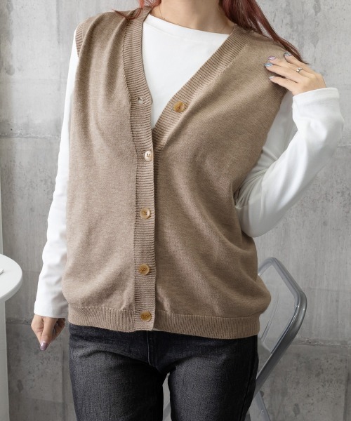 Miniministore（ミニミニストア）の「Vネックニットベストレディースニットジレ（ベスト・レディース・ブラック/ブラウン/キャメル/ライトベージュ/ダークベージュ・FREE）」の19枚目の写真