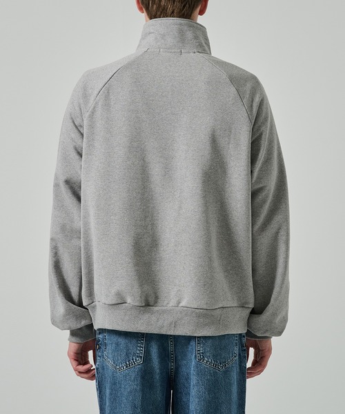 TAAKK(ターク)の「【TAAKK】TAPE EMBROIDERY JERSEY SWEAT SHIRT(スウェット・メンズ・グレー/ブラック・2/3)」の15枚目の写真