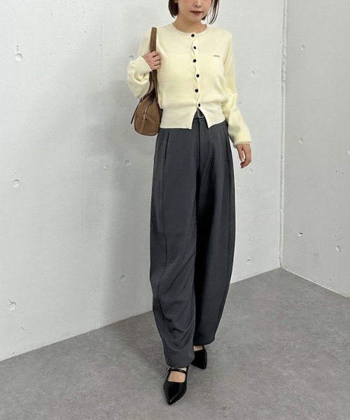 archives（アルシーヴ）の「【差がつくデザイン】クロスボタンニットカーディガン（カーディガン/ボレロ・レディース・グレー/アイボリー/グリーン/ブラック/レッド・MEDIUM）」の22枚目の写真