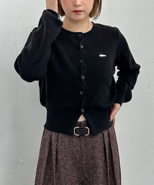 差がつくデザイン】クロスボタンニットカーディガン（カーディガン