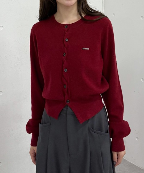archives（アルシーヴ）の「【差がつくデザイン】クロスボタンニットカーディガン（カーディガン/ボレロ・レディース・グレー/アイボリー/グリーン/ブラック/レッド・MEDIUM）」の6枚目の写真