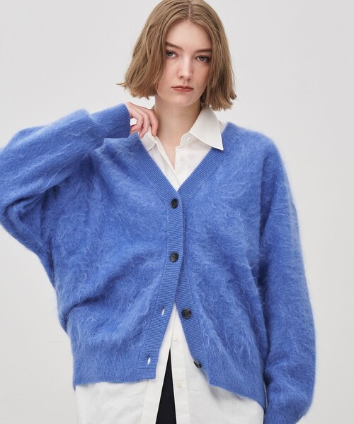 uncrave(アンクレイヴ)の「カシミヤファーニット カーディガン(カーディガン/ボレロ・レディース・ライトグレー系/ホワイト系・F)」の8枚目の写真