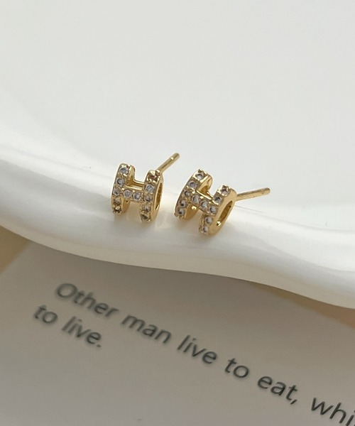 blackdia ocean(ブラックダイヤオーシャン)の「blackdia ocean Hモチーフ ミニピアス silver925(ピアス(両耳用)・レディース・シルバー系その他/ゴールド/シルバー/ゴールド系その他・MEDIUM/SMALL)」の7枚目の写真
