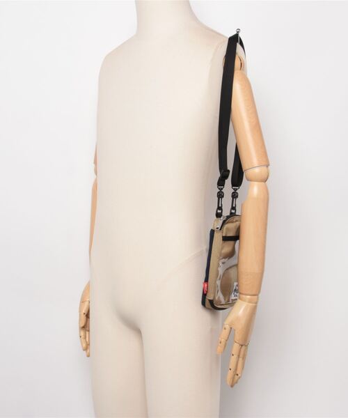CHUMS（チャムス）の「チャムス CHUMS RV Smart Phone Shoulder Bag Sweat Nylon（ショルダーバッグ・メンズ・その他・ONE SIZE）」の6枚目の写真