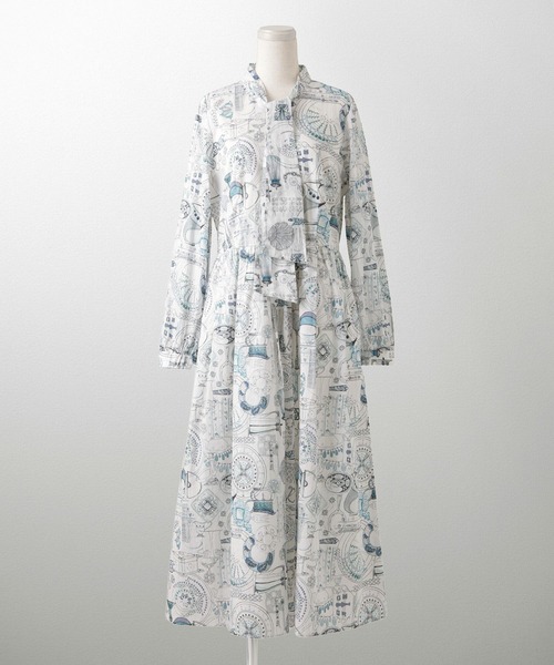 HUIT bouquet(ユイット)の「ボウタイ ワンピース Made with Liberty Fabric HUIT(ワンピース・レディース・グレー/ブルー/ベージュ/ピンク・M)」の3枚目の写真