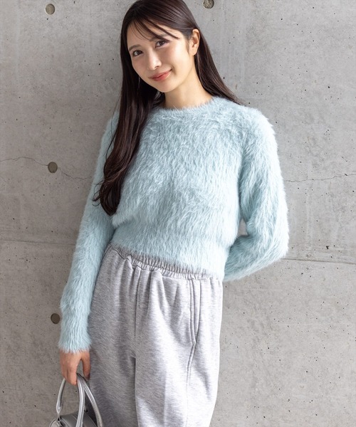 clear（クリア）の「ロングフェザー丸首ニットトップス［大人 カジュアル 着回し力抜群］≪再入荷≫（ニット/セーター・レディース・アイボリー/グレー系その他/チャコールグレー/ブラック系その他/ブラウン/ボルドー/ピンクベージュ/ミント・F）」の6枚目の写真