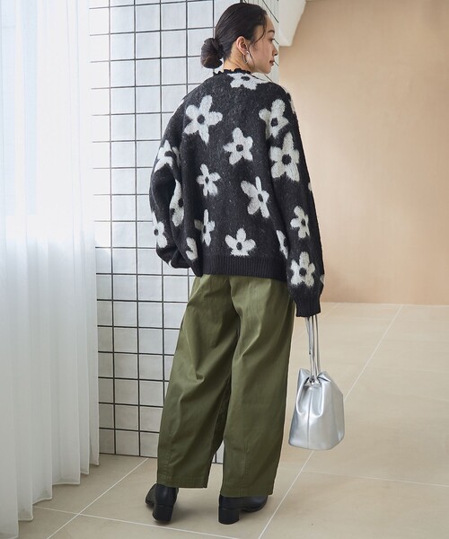 PENNEYS(ぺニーズ)の「【PENNEYS(ぺニーズ)別注】アソートジャガード起毛ニットカーディガン(カーディガン/ボレロ・レディース・ブラウン/ダークグレー/ベージュ/ネイビー/ブラック/ライトブルー・M/L)」の13枚目の写真