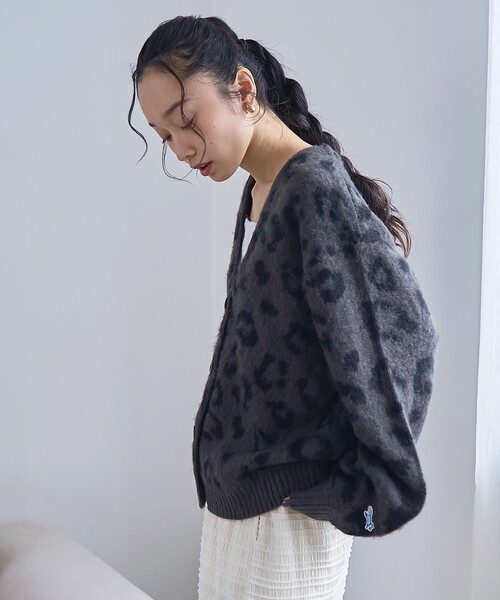 PENNEYS(ぺニーズ)の「【PENNEYS(ぺニーズ)別注】アソートジャガード起毛ニットカーディガン(カーディガン/ボレロ・レディース・ブラウン/ダークグレー/ベージュ/ネイビー/ブラック/ライトブルー・M/L)」の16枚目の写真