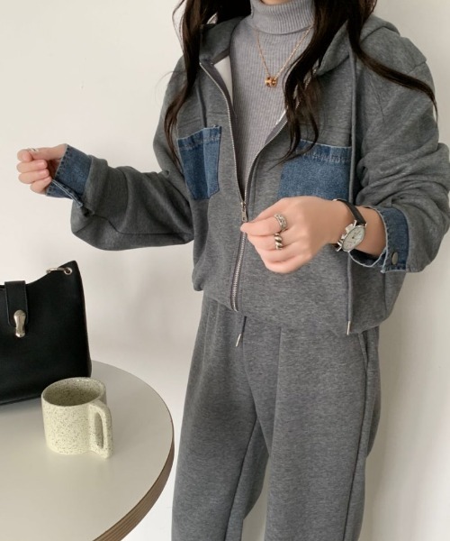 ABITOKYO（アビトーキョー）の「デニムドッキングスウェットパーカーセットアップ（セットアップ・レディース・ベージュ/ブラック/グレー・FREE）」の16枚目の写真