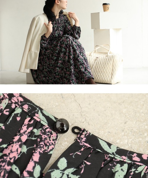 cawaii(カワイイ)の「(黒)枝垂れる花の胸元シャーリングミディアムワンピース(ワンピース・レディース・ブラック・FREE)」の14枚目の写真