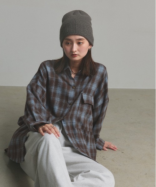 ad thie(アドティエ)の「ポケット付き オーバーサイズ チェックシャツ(シャツ/ブラウス・レディース・ブラック/ブルー/ブラウン・FREE)」の14枚目の写真