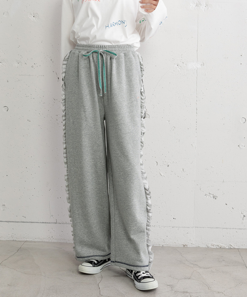 POU DOU DOU(プードゥドゥ)の「サイドフリルスウエットパンツ(その他パンツ・レディース・オートミール/グレー・M)」の1枚目の写真