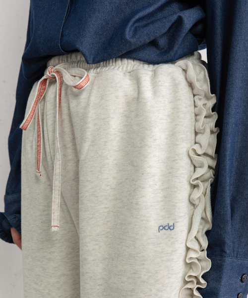 POU DOU DOU(プードゥドゥ)の「サイドフリルスウエットパンツ(その他パンツ・レディース・オートミール/グレー・M)」の21枚目の写真