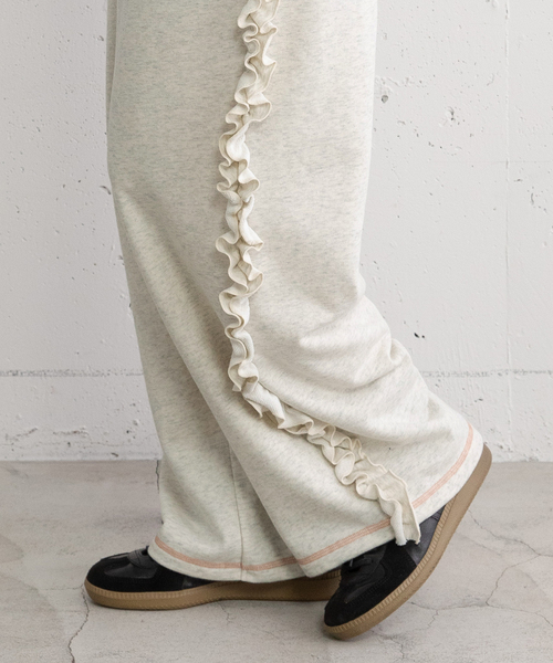 POU DOU DOU(プードゥドゥ)の「サイドフリルスウエットパンツ(その他パンツ・レディース・オートミール/グレー・M)」の22枚目の写真