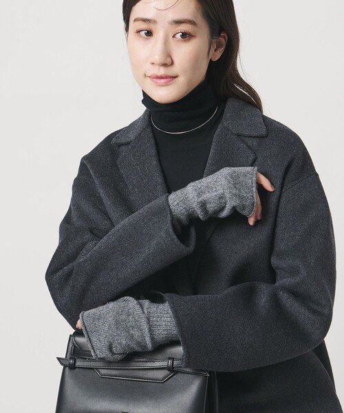UNITED ARROWS（ユナイテッドアローズ）の「ラメニット フィンガーレスグローブ（手袋・レディース・オフホワイト/グレー系/ダークグレー・FREE）」の4枚目の写真