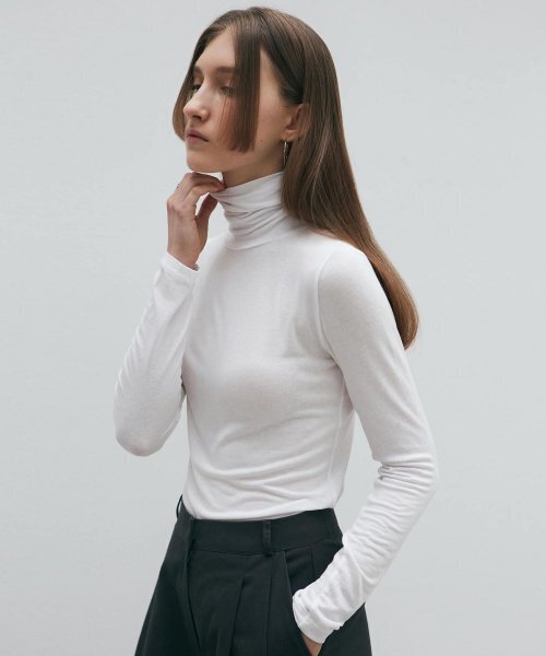NICK&NICOLE(ニックアンドニコール)の「MINIMAL SLIM TURTLENECK TEE_WHITE(Tシャツ/カットソー・レディース・その他・FREE)」の3枚目の写真