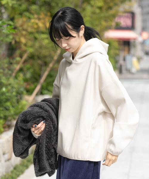 EKAL（エカル）の「ウォームドジャージフーディー（その他トップス・レディース・ブラウン/アイボリー/ブラック・ONE）」の5枚目の写真