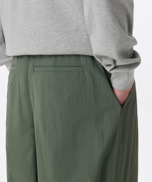 MUSINSA STANDARD（ムシンサスタンダード）の「ナイロンバルーンパンツ [カーキ]（その他パンツ・メンズ・その他・40/31/33/26/27/28/29/38/42/36/34/32/30）」の5枚目の写真