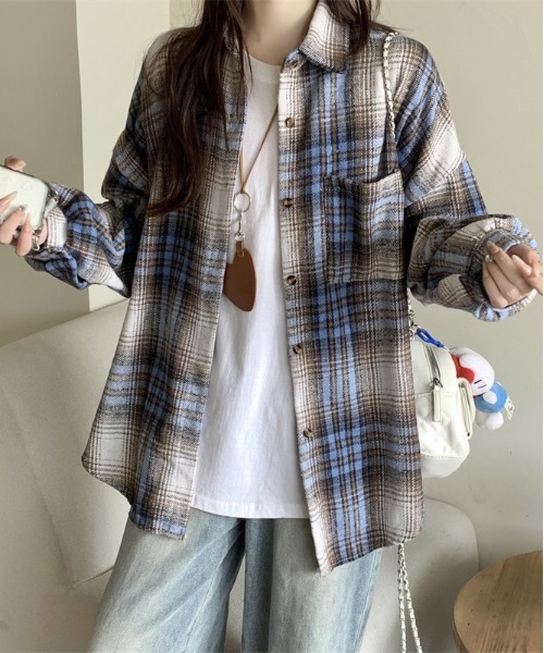 gossip!ロサンゼルス(ゴシップロサンゼルス)の「Y2K 男女共用ビッグサイズシャツチェック ロングシャツ(Tシャツ/カットソー・レディース・ブラック/ワイン/チェック・M)」の13枚目の写真