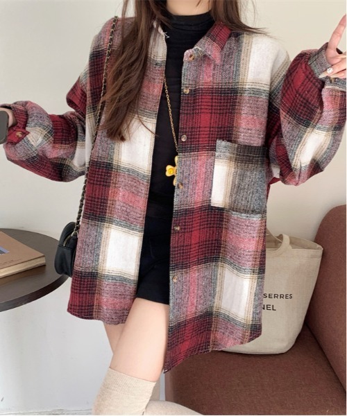 gossip!ロサンゼルス(ゴシップロサンゼルス)の「Y2K 男女共用ビッグサイズシャツチェック ロングシャツ(Tシャツ/カットソー・レディース・ブラック/ワイン/チェック・M)」の18枚目の写真