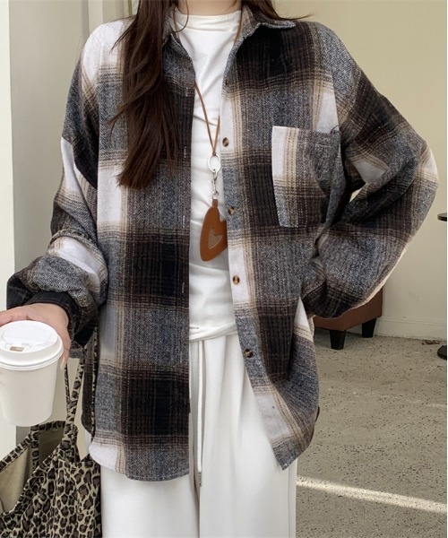 gossip!ロサンゼルス(ゴシップロサンゼルス)の「Y2K 男女共用ビッグサイズシャツチェック ロングシャツ(Tシャツ/カットソー・レディース・ブラック/ワイン/チェック・M)」の21枚目の写真