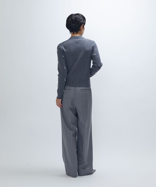 1er Arrondissement(プルミエアロンディスモン)の「フラワービジューニットシャツ(ニット/セーター・レディース・グレー系その他7・FREE)」の7枚目の写真