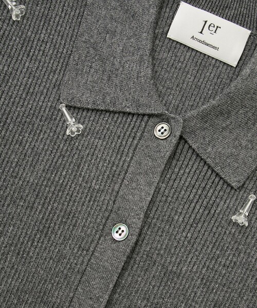 1er Arrondissement(プルミエアロンディスモン)の「フラワービジューニットシャツ(ニット/セーター・レディース・グレー系その他7・FREE)」の11枚目の写真