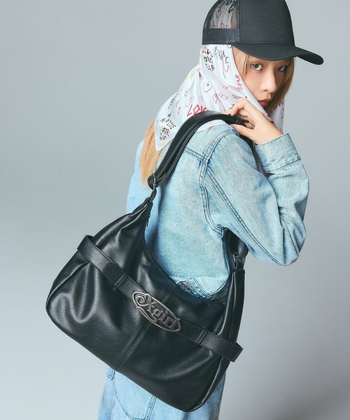 カールくん専用 夜 『 夜に艶めく。艶特化型簡易コーティング剤 』 – ながら洗車