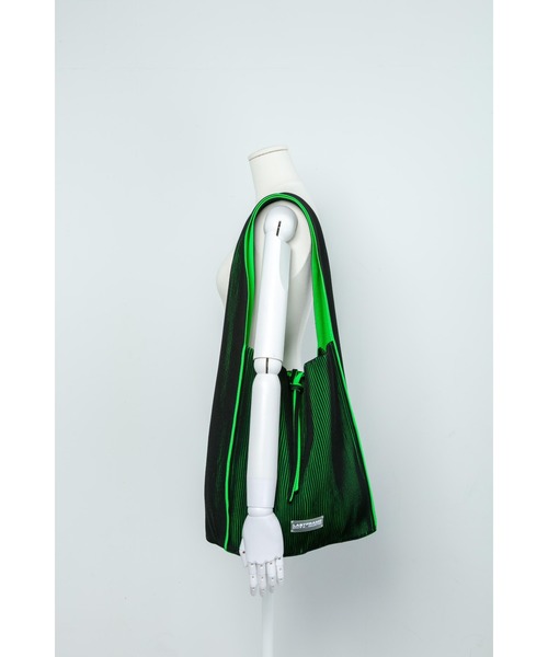 LASTFRAME（ラストフレーム）の「KASANE REVERSIBLE TASUKI TOTE LARGE（ショルダーバッグ・レディース・ブラック系その他/グレー系その他/グリーン系その他/ピンク系その他・LARGE）」の9枚目の写真