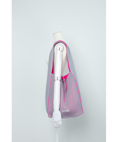 LASTFRAME（ラストフレーム）の「KASANE REVERSIBLE TASUKI TOTE LARGE（ショルダーバッグ・レディース・ブラック系その他/グレー系その他/グリーン系その他/ピンク系その他・LARGE）」の14枚目の写真