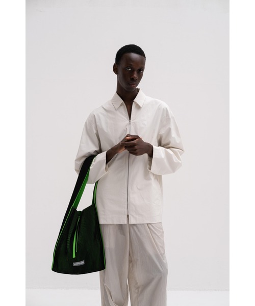 LASTFRAME（ラストフレーム）の「KASANE REVERSIBLE TASUKI TOTE LARGE（ショルダーバッグ・レディース・ブラック系その他/グレー系その他/グリーン系その他/ピンク系その他・LARGE）」の8枚目の写真