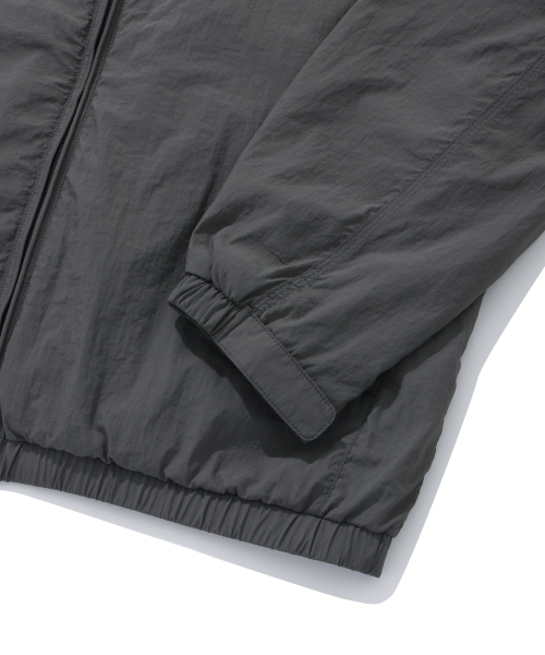COVERNAT(カバーナット)の「コンフィナイロン トラックジャケット チャコール(ナイロンジャケット・レディース・その他・LARGE/MEDIUM/SMALL/X-LARGE/X-SMALL/XX-LARGE)」の11枚目の写真