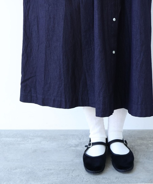 bulle de savon（ビュルデサボン）の「5.5OZ denim 丸衿ワンピース（ワンピース・レディース・インディゴブルー・FREE）」の14枚目の写真