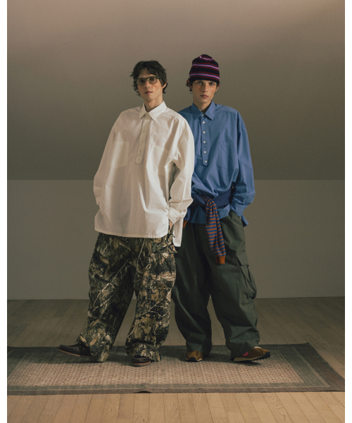 ANGLAN（アングラン）の「Pullover Side-Slit Shirt - White（シャツ/ブラウス・メンズ・その他・FREE）」の2枚目の写真