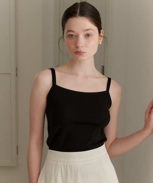 YUPPE(ヨッペ)の「ESSENTIAL SLEEVELESS_BLACK(Tシャツ/カットソー・レディース・その他・MEDIUM/SMALL)」の2枚目の写真