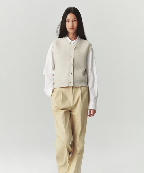 LEVAR(レバー)の「Relaxed Cotton Pants - Light Beige(その他パンツ・レディース・オートミール・MEDIUM/SMALL)」の2枚目の写真