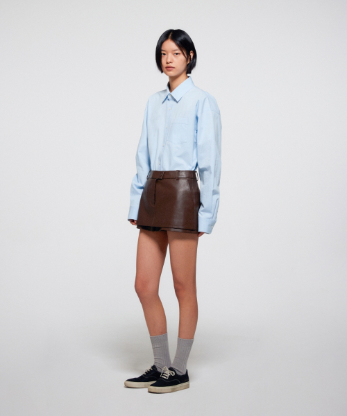 ERA(エラ)の「フェイクレザーパンツスカート - ブラウン(スカート・レディース・その他・SMALL/MEDIUM)」の4枚目の写真